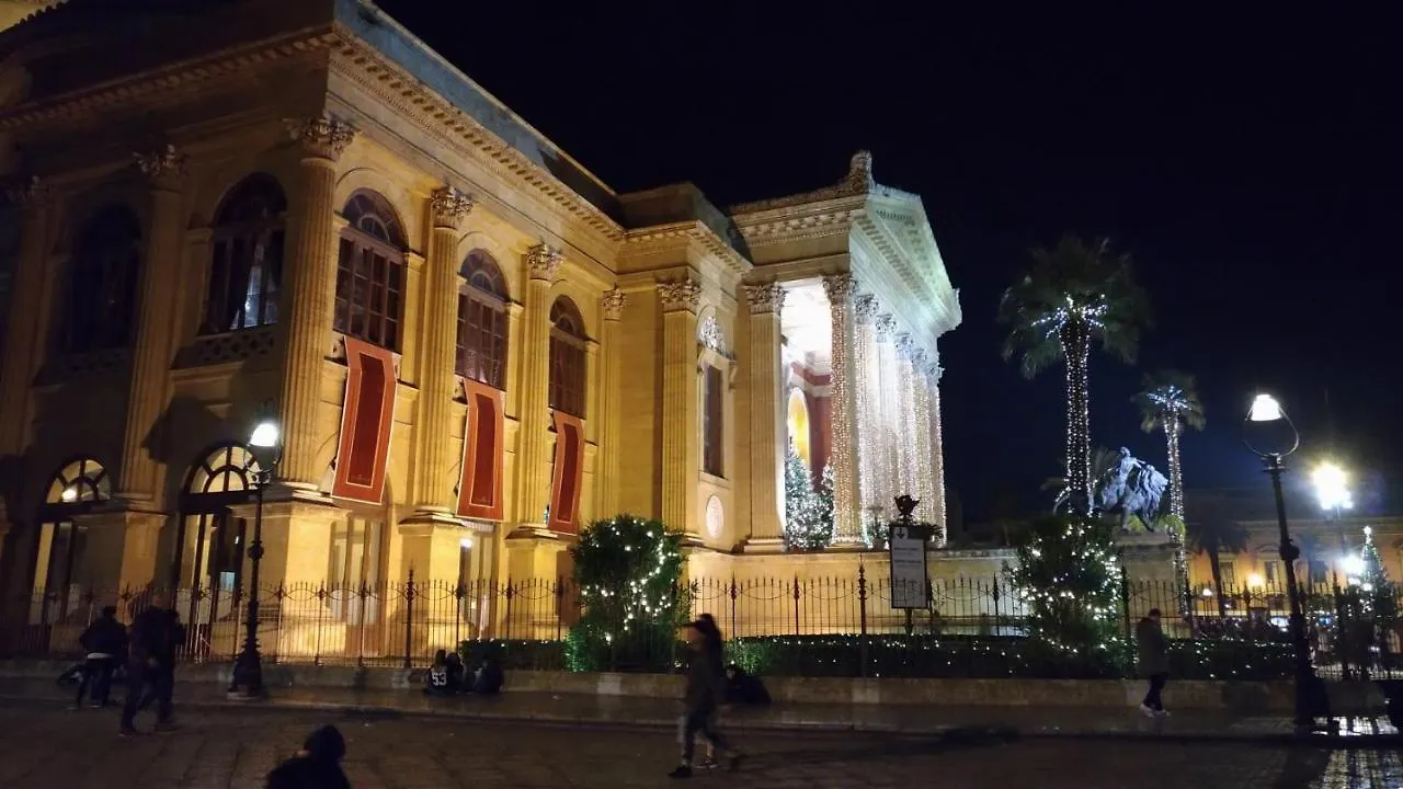 ** Frühstückspension Il Genio Del Porto - Mabbonath B&B Palermo Italien